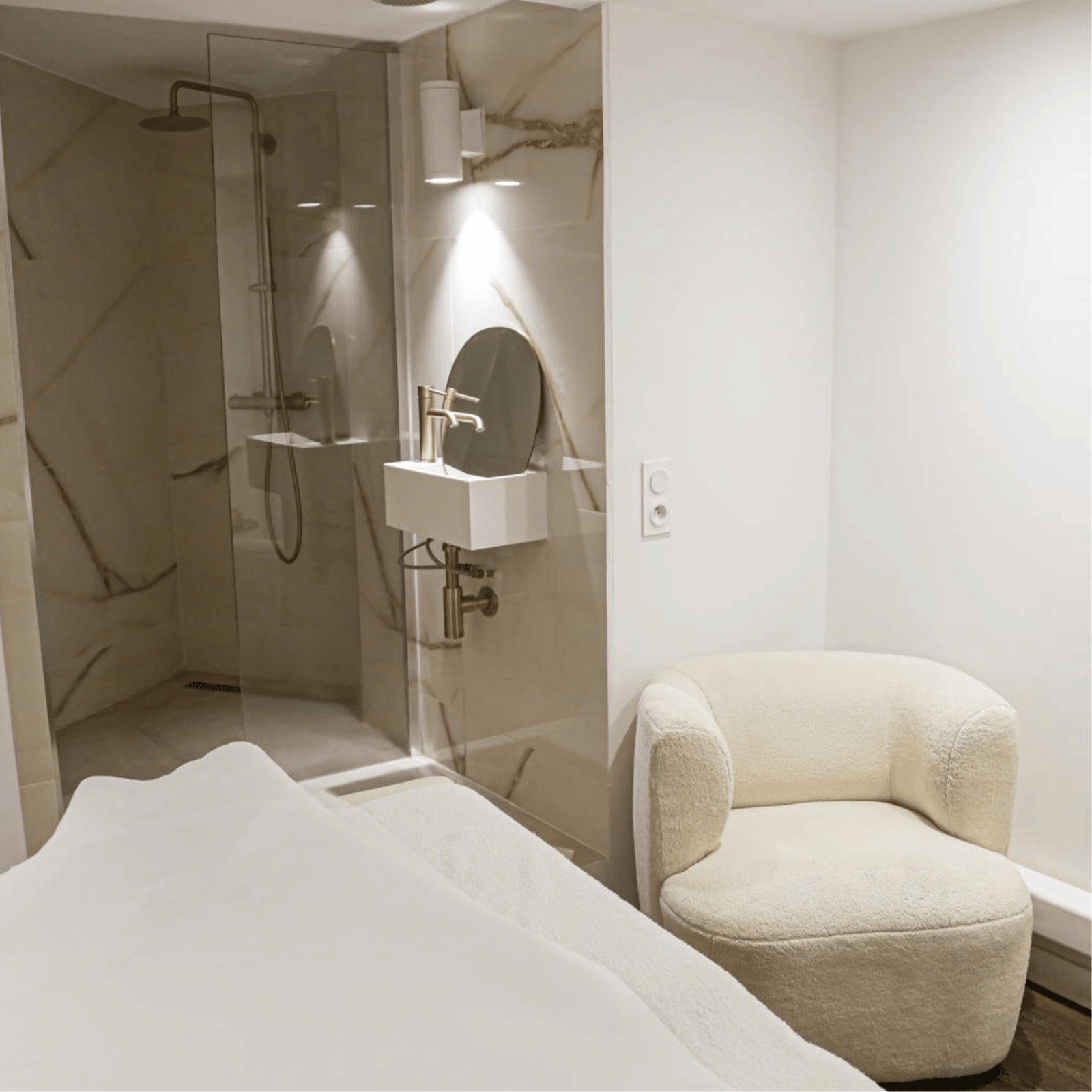 massage queen and king